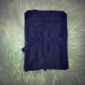 Travel jewelry case w. Stuff inside